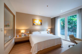 Acova Residence